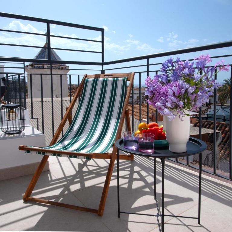 Luz House Marbella Hostal - Chambre Double Deluxe avec Balcon - Vue sur Mer - 8