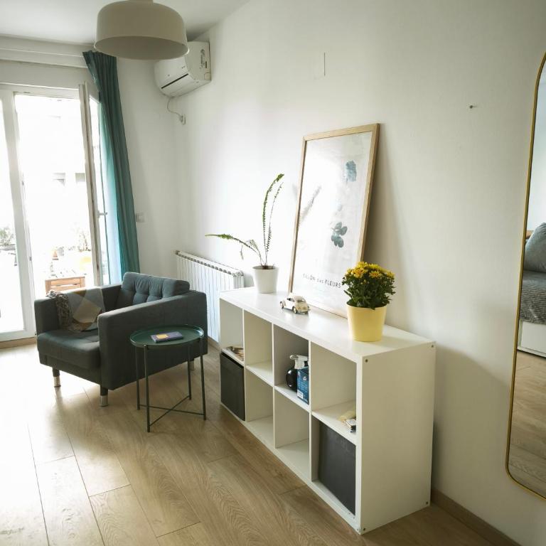 Belgrade Apartment with Large Private Terrace - Apartment mit 2 Schlafzimmern - 11
