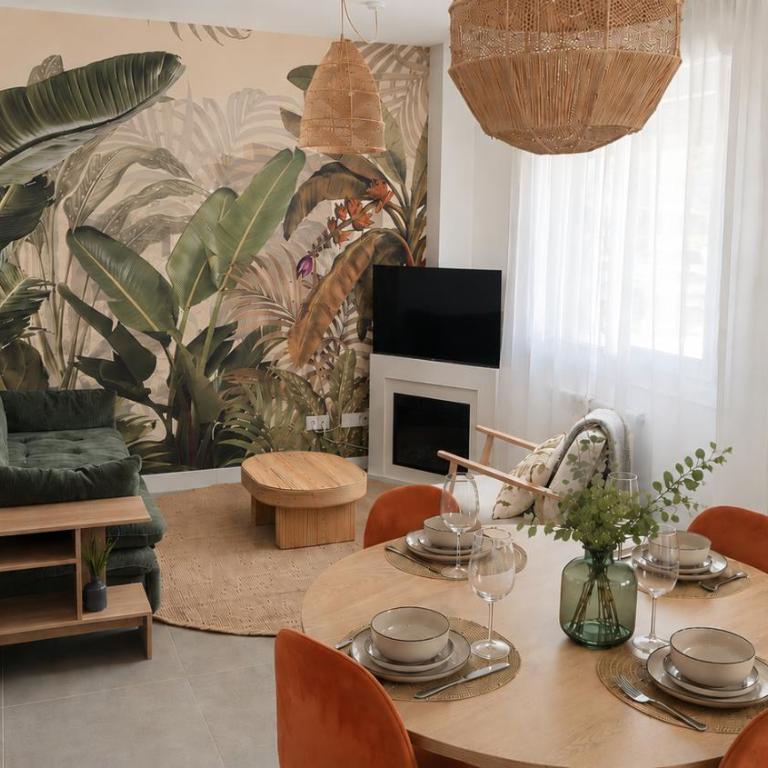 LUAR PLAYA - Rías Baixas - A escasos metros de la playa y del paseo marítimo - Alquiler semanal de sábado a sábado - Two-Bedroom Apartment - 1
