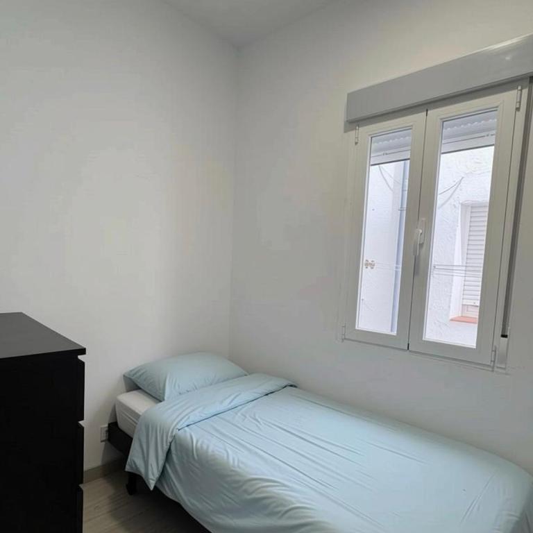 Best Located Renewed Apartment - Two-Bedroom Apartment - 14