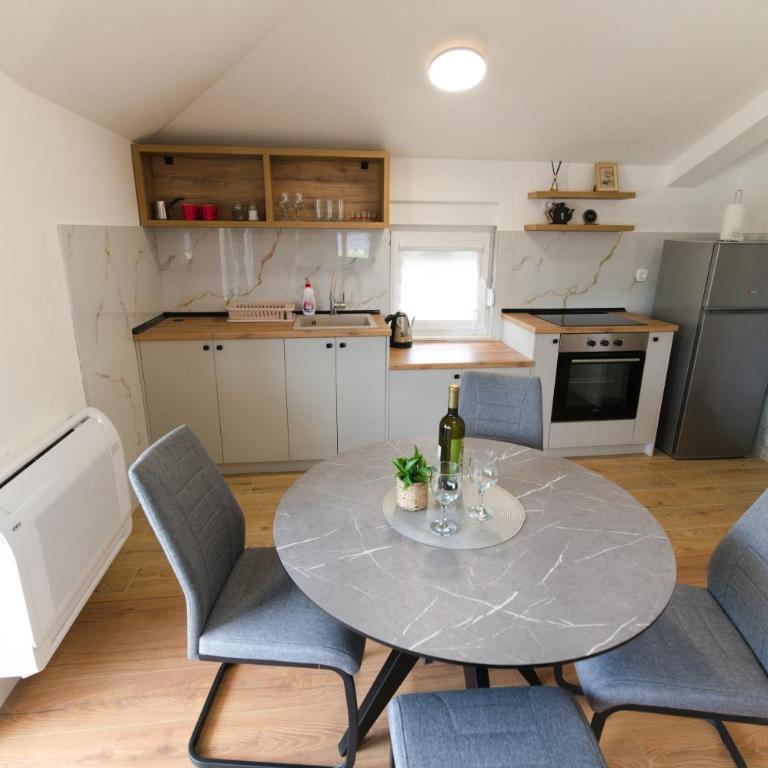 Vila Magdalena - Apartment mit 1 Schlafzimmer, Balkon und Stadtblick - 8