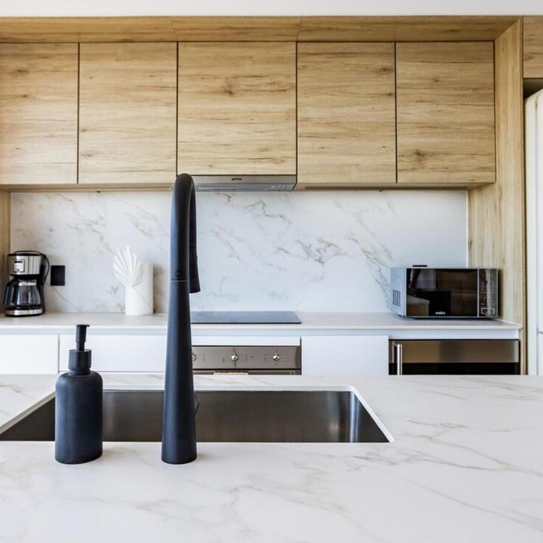 2BR Penthouse Private Rooftop Pool Near 5th Ave - Apartment mit 2 Schlafzimmern - 12