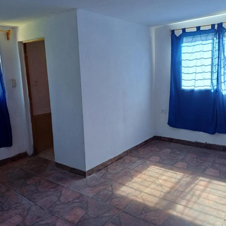 Familia Castillo - Three-Bedroom Apartment - 5
