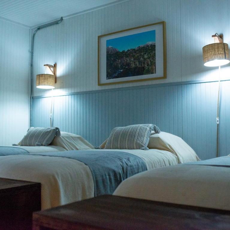 Casa Curacautin hostel - Triple Room with Private Bathroom - 1