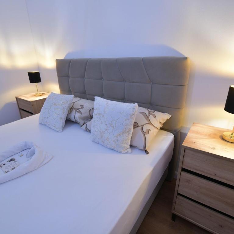 Vila Magdalena - Apartment mit 1 Schlafzimmer, Balkon und Stadtblick - 8