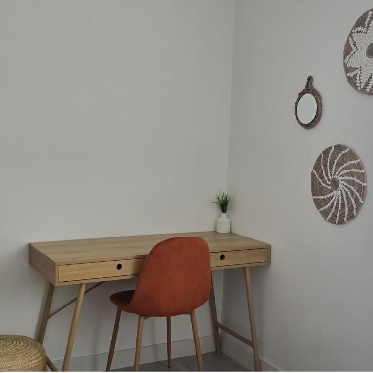 LUAR PLAYA - Rías Baixas - A escasos metros de la playa y del paseo marítimo - Alquiler semanal de sábado a sábado - Two-Bedroom Apartment - 21