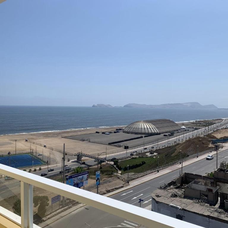 Amplio Departamento Familiar en San Miguel Cerca al Malecón Costanera, WiFi, TV y Cocina Equipada - Apartamento de 3 dormitorios - 6
