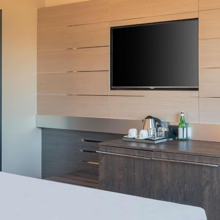 Novotel Brescia 2 - Camera King Superior con Divano-Letto - 9