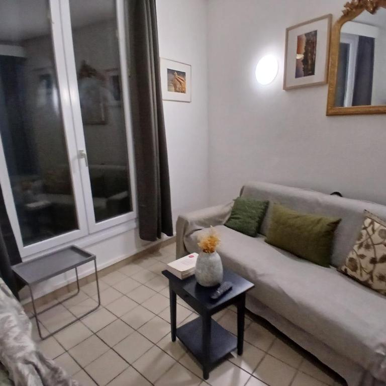 Gorgeous appartement,gare Montparnasse 1 minute,5 minute Eiffel tour and Louvre meusm ,amusing place - Appartement 1 Chambre - 7