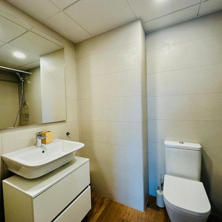 Penthouse in San Juan, Alicante, with pool parking gym - Two-Bedroom Apartment - 26