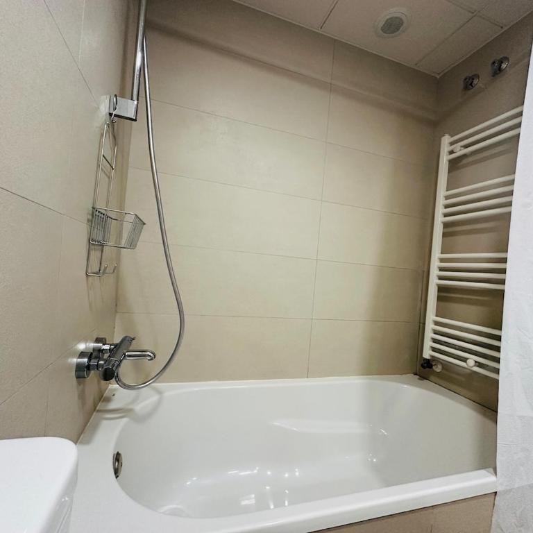 Penthouse in San Juan, Alicante, with pool parking gym - Two-Bedroom Apartment - 32