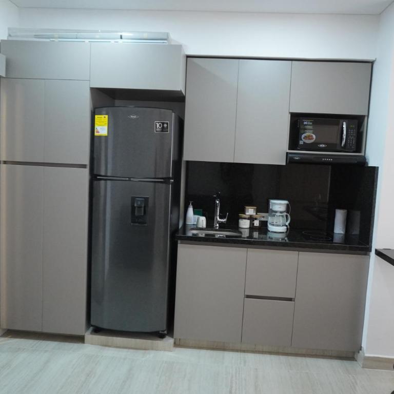 Luxury Viewpoint from your LOFT near the airport - One-Bedroom Apartment - 9