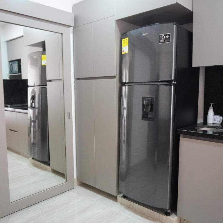 Luxury Viewpoint from your LOFT near the airport - One-Bedroom Apartment - 14