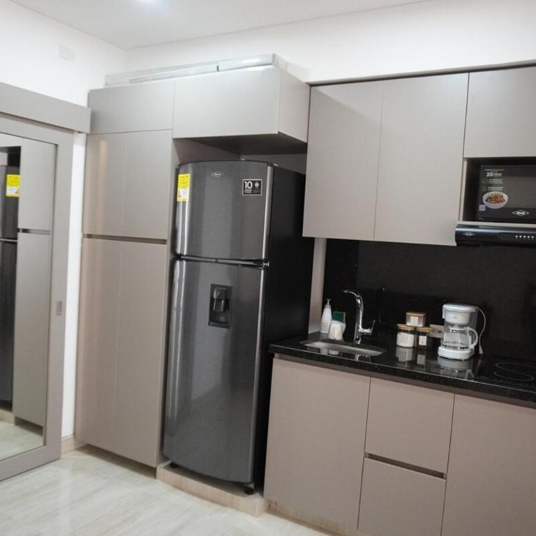 Luxury Viewpoint from your LOFT near the airport - One-Bedroom Apartment - 18