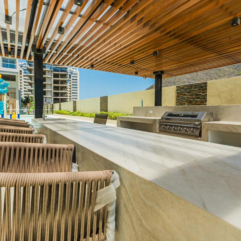 NEW!! Family-Friendly Modern 2BR/2BA • Steps to Beach - Two-Bedroom Apartment with Ocean View - 15