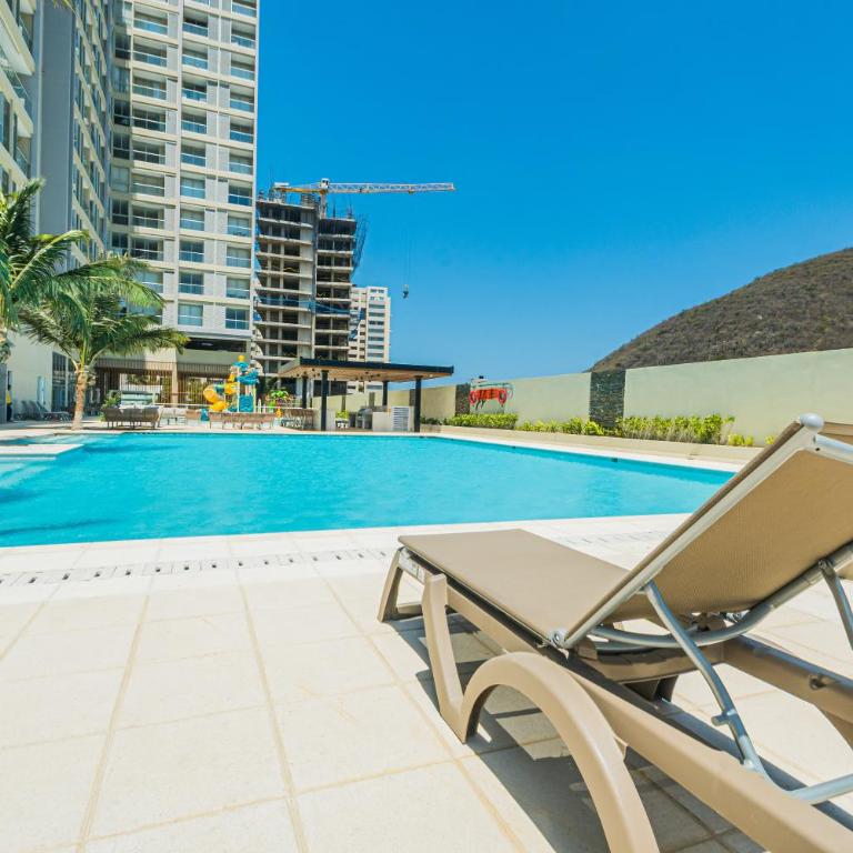 NEW!! Family-Friendly Modern 2BR/2BA • Steps to Beach - Two-Bedroom Apartment with Ocean View - 7