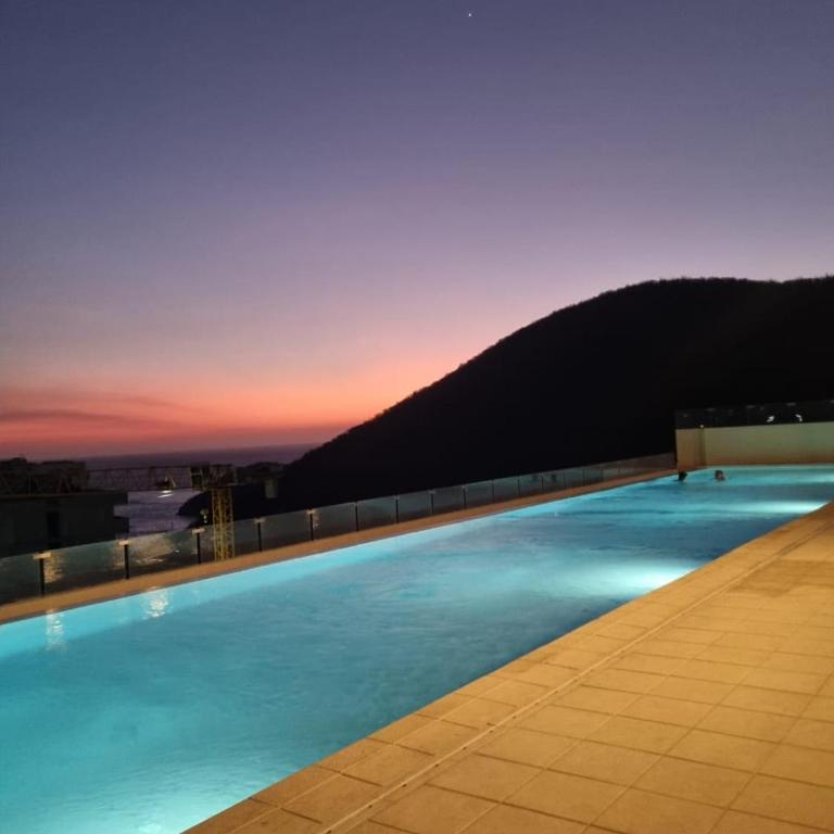 NEW!! Family-Friendly Modern 2BR/2BA • Steps to Beach - Two-Bedroom Apartment with Ocean View - 6