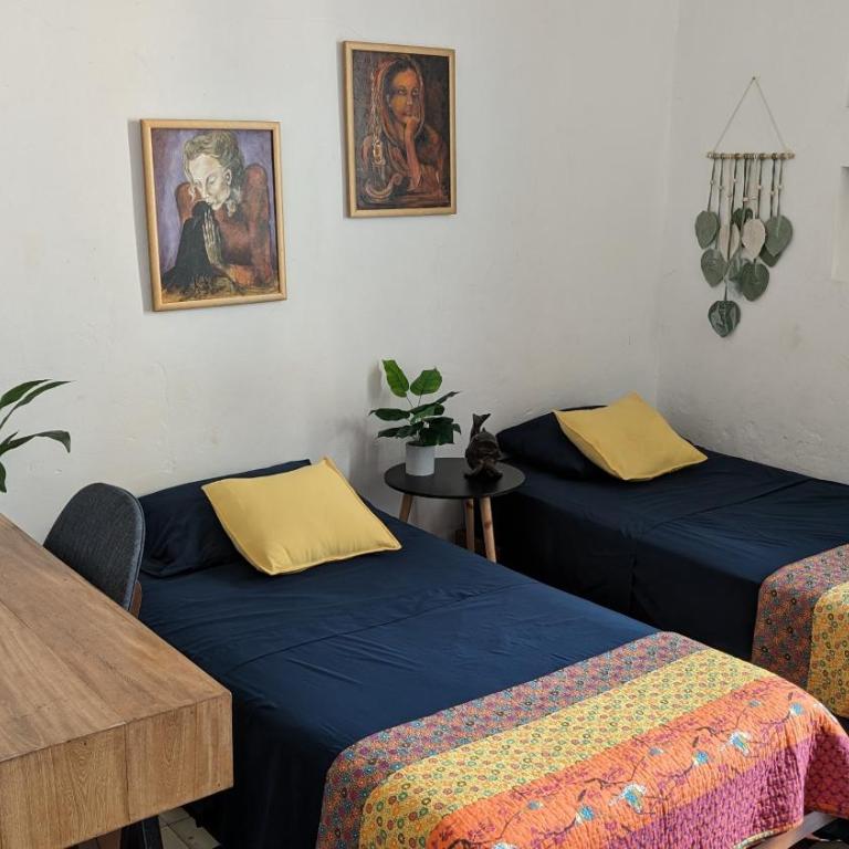 Old City 2-bedroom 2-bath apartment - Two-Bedroom Apartment - 4