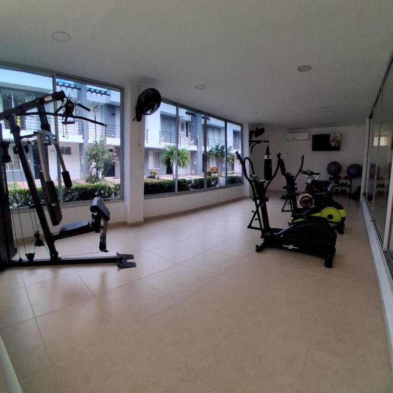 Apto Brisas y Relax Vacacional Ricaurte 3hab Con Doble Balcón y 2 Parking - Three-Bedroom Premium Apartment - 7