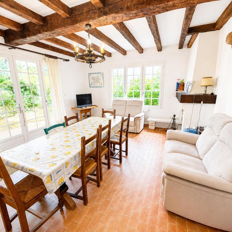 Maison familiale avec jardin clos, à 400m de la plage et proche commerces, La Tranche-sur-Mer - FR-1-22-235 - Casa de vacaciones (6 adultos) - 9
