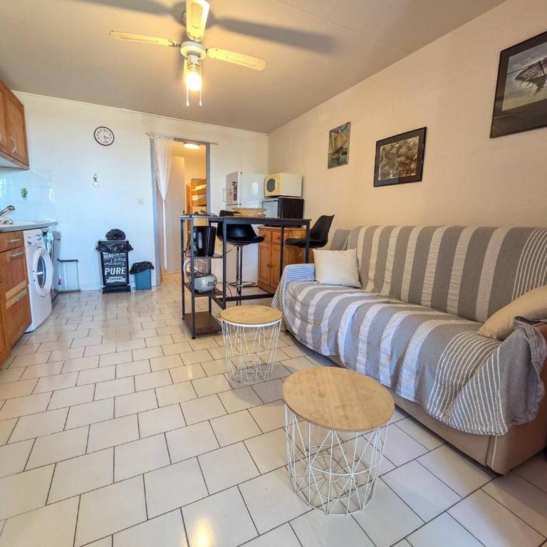 Appartement climatisé proche plage - 4 pers. - FR-1-880-93 - Apartment - 8