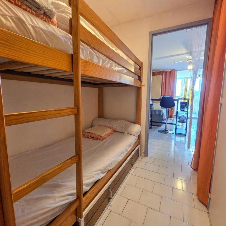 Appartement climatisé proche plage - 4 pers. - FR-1-880-93 - Apartment - 11