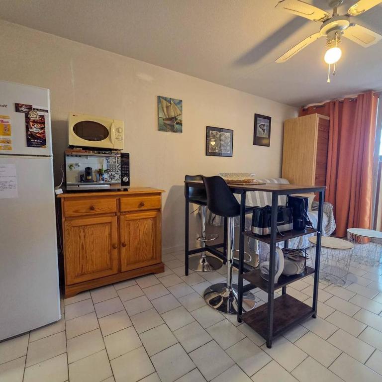 Appartement climatisé proche plage - 4 pers. - FR-1-880-93 - Apartment - 13