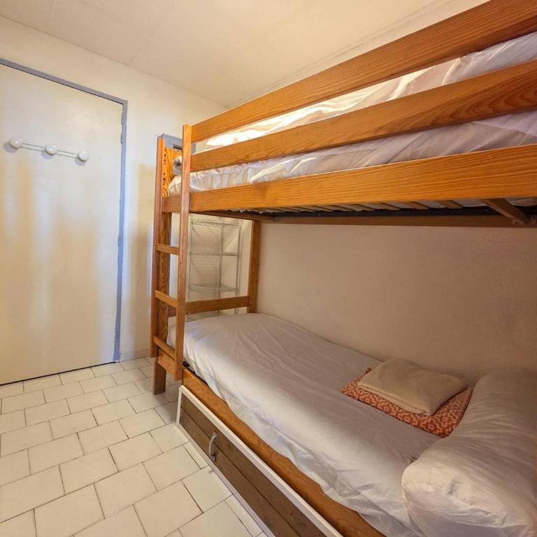 Appartement climatisé proche plage - 4 pers. - FR-1-880-93 - Apartment - 18