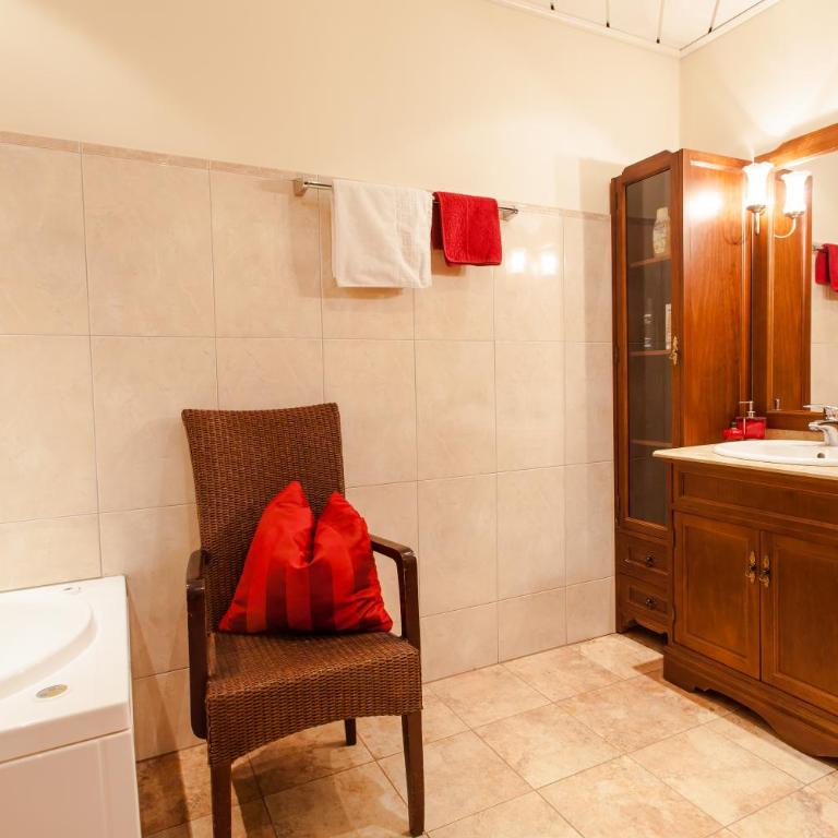 Exclusive Apartment Sylvie - Four-Bedroom Apartment (10 Adults) - 19