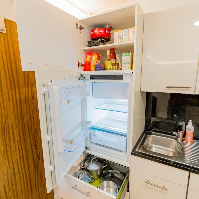 HAKs Alpine Studio with Mountain View Leukerbad - Studio mit Queensize-Bett - 11