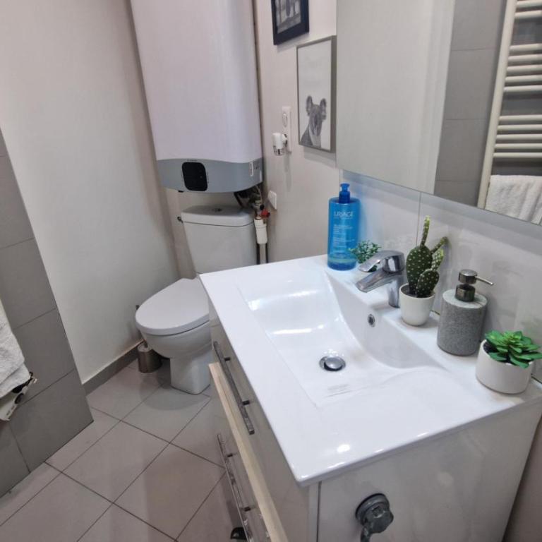 1mins Gare Montparnasse,,center, st Germain ,5minute Eiffel tour and Louvre meusm aesome place , - Appartement 1 Chambre - 12