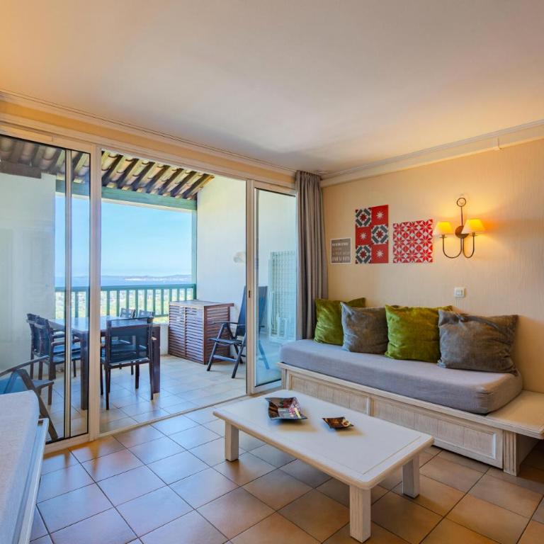 Les Appartements aux Restanques du Golfe de St Tropez - maeva Home - Appartement 6 personnes 2 chambres vue mer climatisé MAE-7163 - Appartement - 32