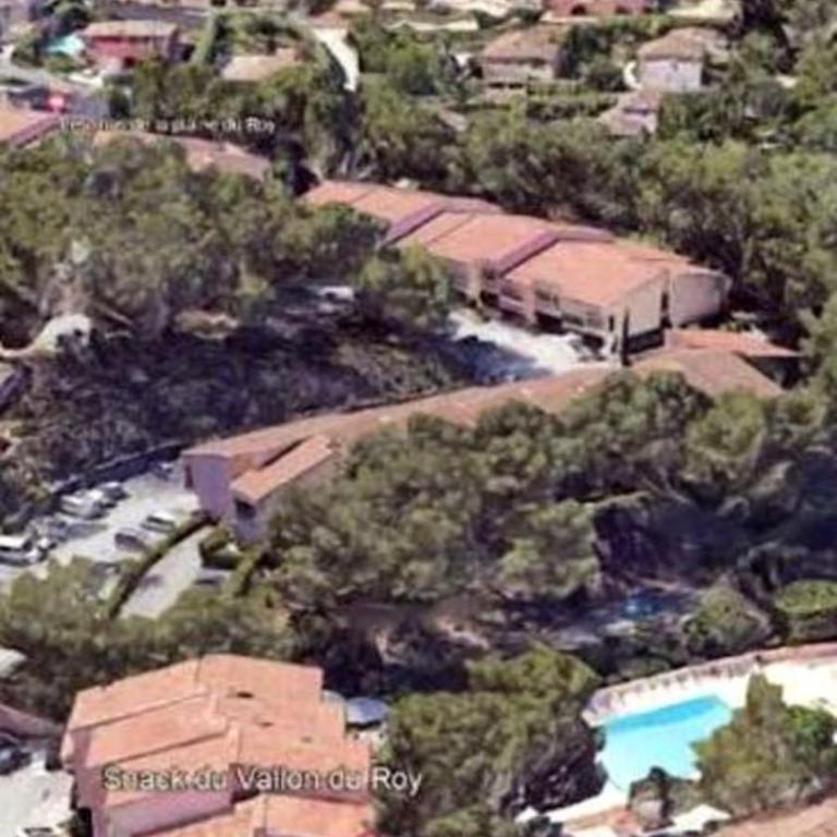 Flat With Swimming Pool Near The Beach - Appartamento - 17