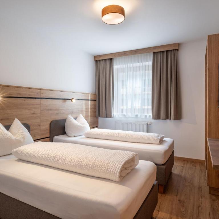 Ferienwohnungen Luxner - Deluxe Apartment mit 3 Schlafzimmern - 12