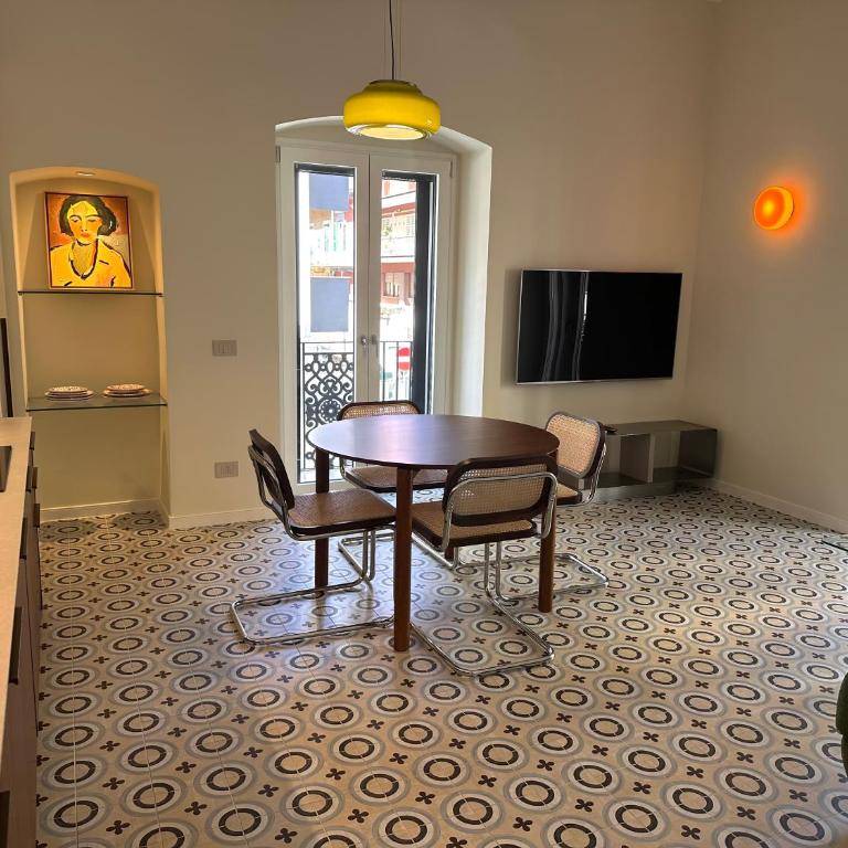 Brand-New 100sqm Central Designer Apartment by Pausa Stays - Appartamento con 2 Camere da Letto e Vista Città - 1