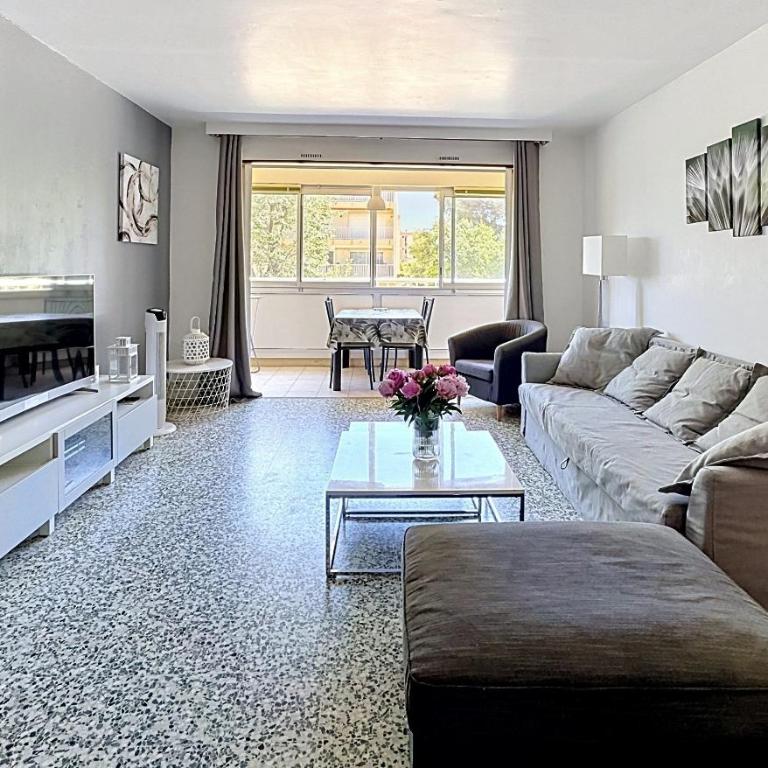 Grand appartement proche mer avec WIFI - Appartement 2 Chambres - 4