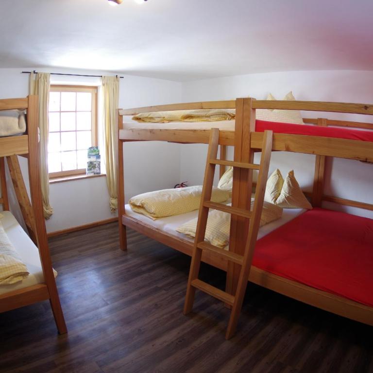 Rafting Camp Palfau - Familienzimmer mit Bad - 2