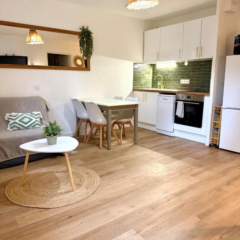NEW - Appart climatisé - Piscine - Parking privatif - Apartamento de 2 dormitorios - 5