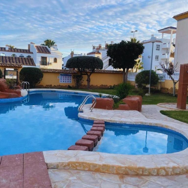 3 Bed Villa Sleeps 6 -Shared Pool -Private Terrace - Doppelzimmer mit Parkblick - 22