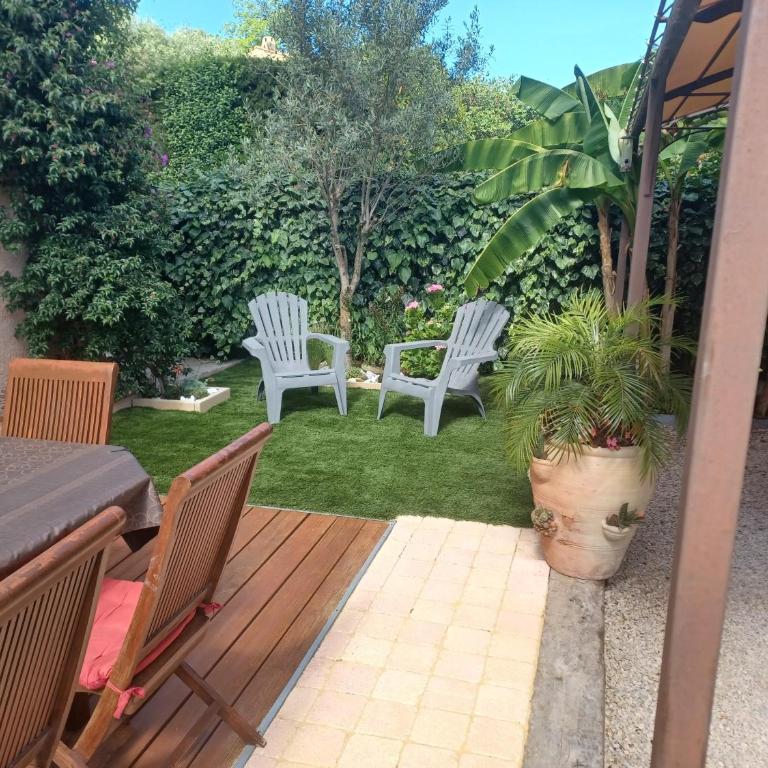Le Mas des Pins - Appartement 1 Chambre - Vue sur Jardin - 38