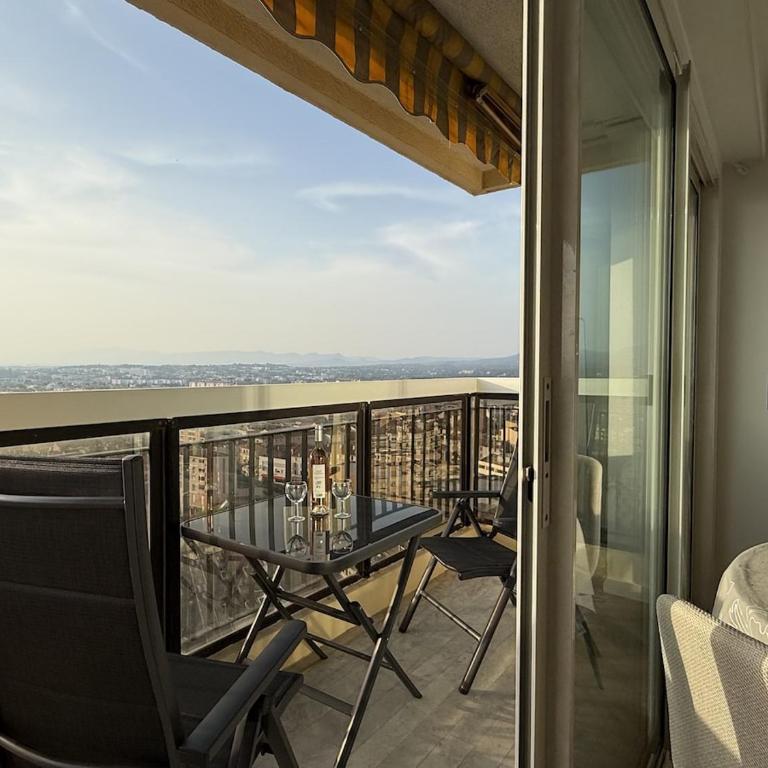 Lumineux T3 Vue Mer Panoramique, plage & gare 2min - Apartment mit 2 Schlafzimmern - 44