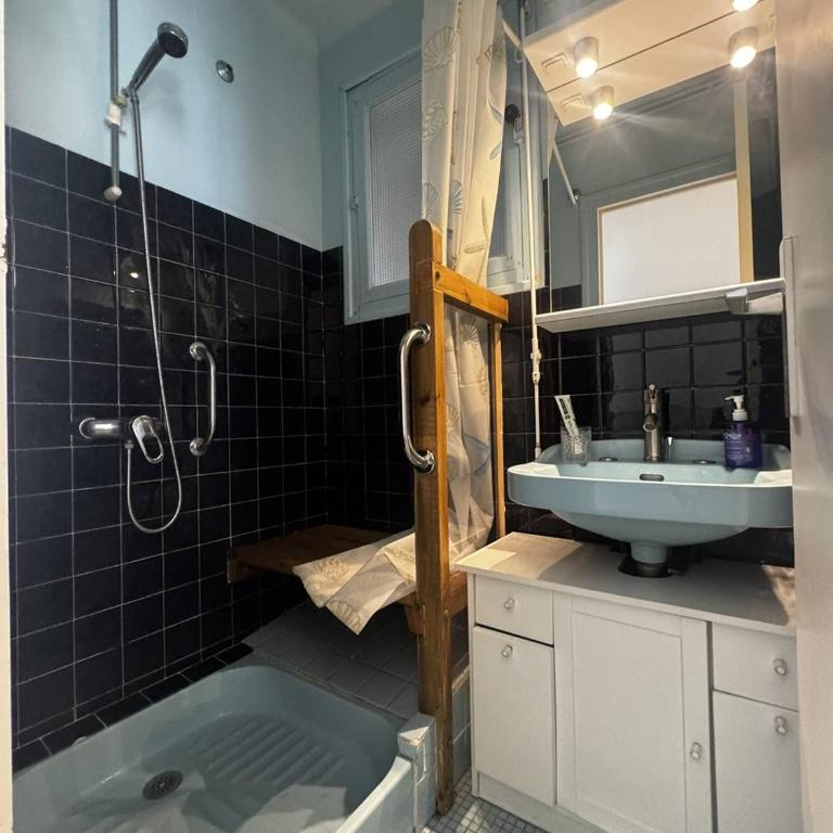 Maison de charme, au calme, 2min à pied plage - Three-Bedroom Home - 16