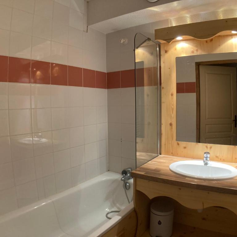 Hôte Altitude - Appartement 2 Chambres avec Terrasse - 20