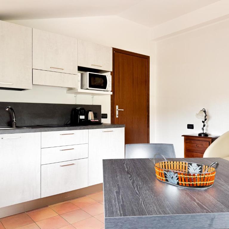 Apartments Colombara Bardolino - Appartamento con 1 Camera da Letto e Vista Giardino - 5