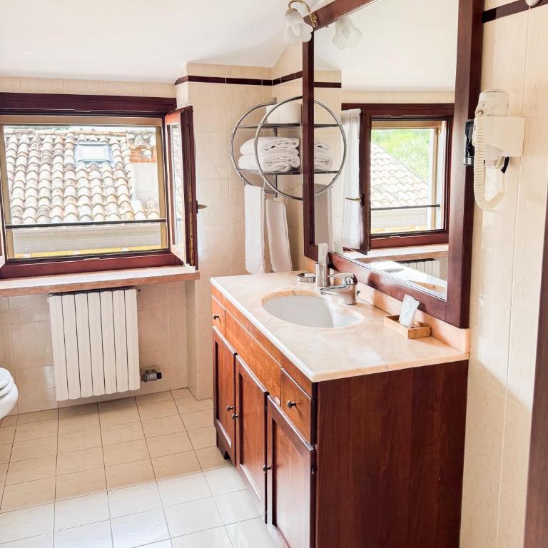 Apartments Colombara Bardolino - Appartamento con 1 Camera da Letto e Vista Giardino - 8