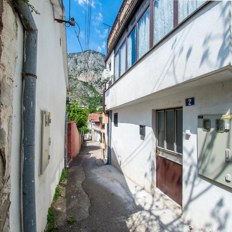 Amara Near Old Bridge - Kuća sa 4 Spavaće Sobe - 5