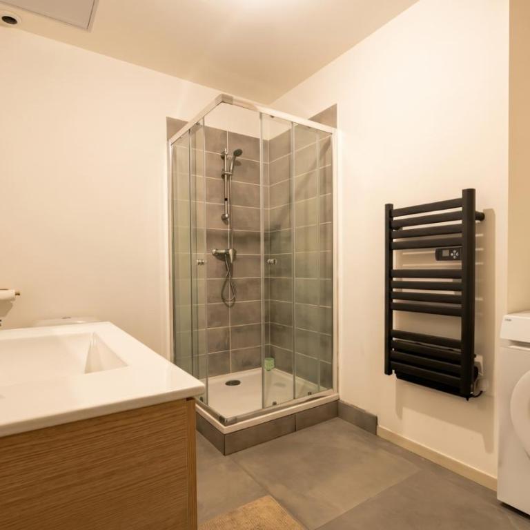 LE 41 - Grand T2 Climatisé - Spacieux & Central - Appartement 1 Chambre - 9