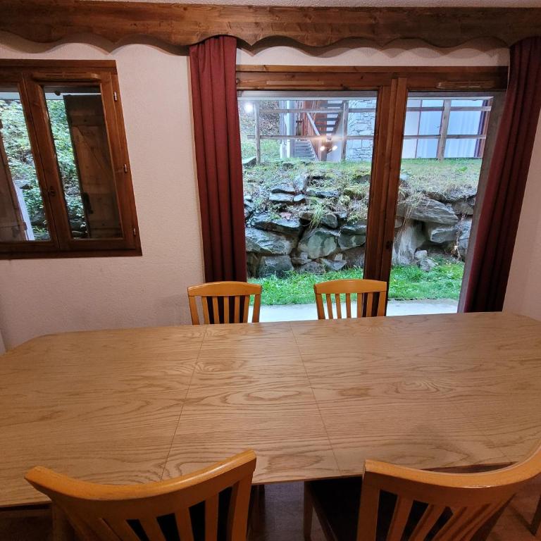 Hôte Altitude - Appartement 2 Chambres avec Terrasse - 78