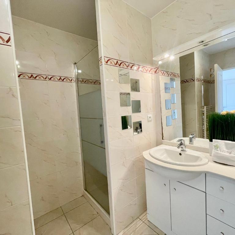 PGH N7- 100m de la Plage, Vue Mer & Parking Privé - Apartamento de 2 dormitorios - 6