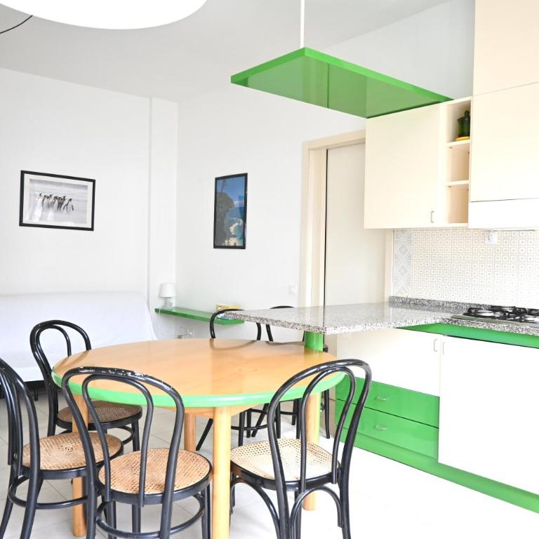 M059 - Marcelli, trilocale in centro a pochi passi dal mare - Two-Bedroom Apartment - 3